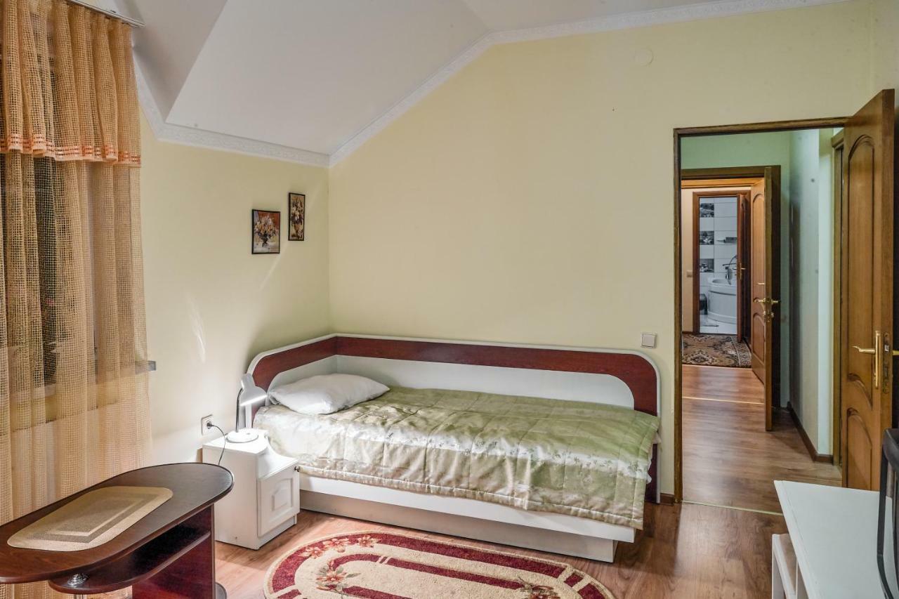 Апартаменты / Mieszkania / Apartments Svitlana Truszkavec Kültér fotó
